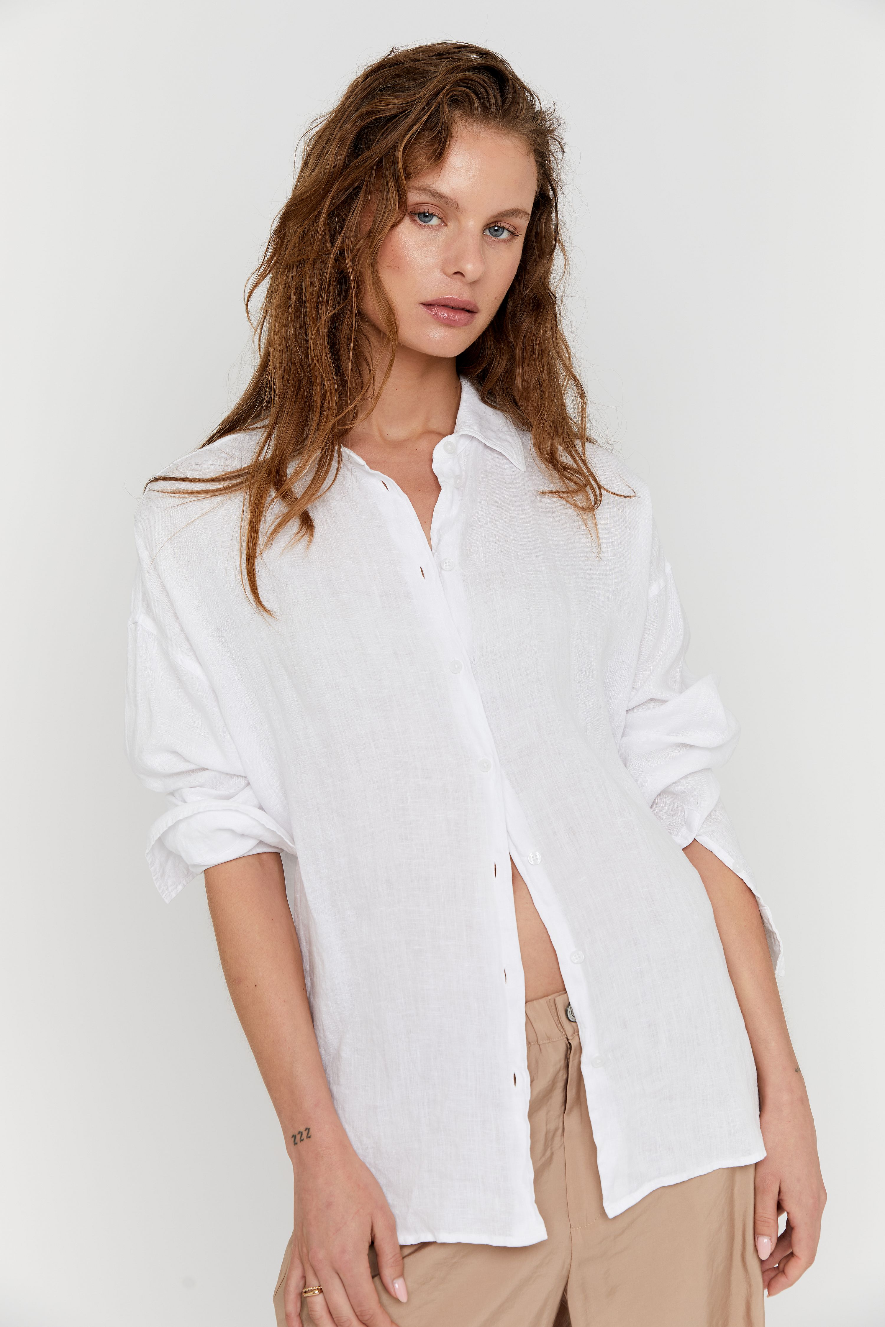 Blouse Butto