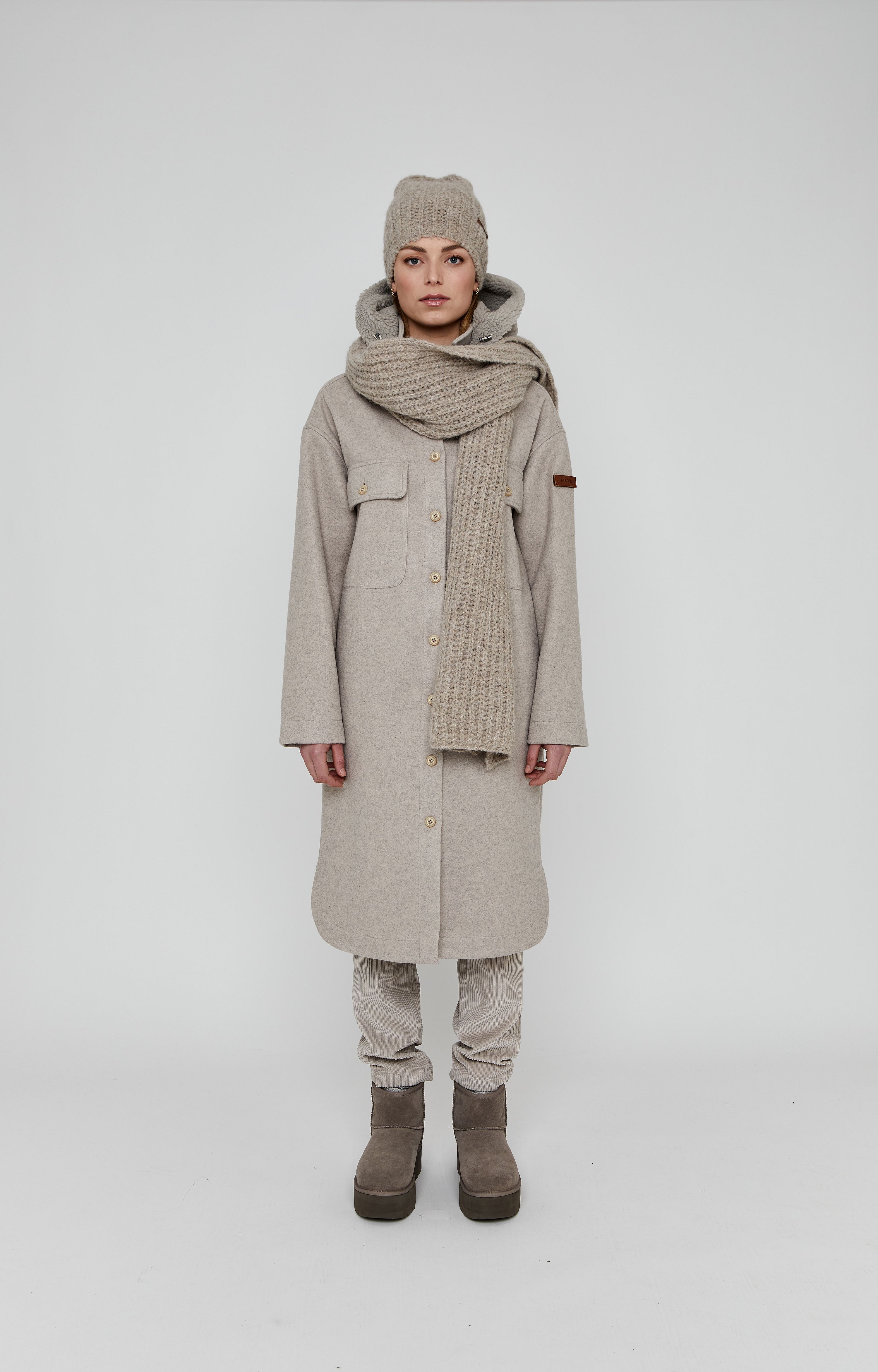 Coat Sheggy | L | 8720723347528